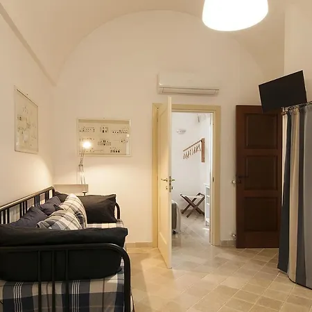 Alojamento de Acomodação e Pequeno-almoço Casa Soleluna Martina Franca